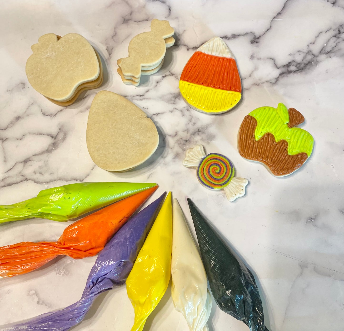 Seasonal Cookie Decorating Kit